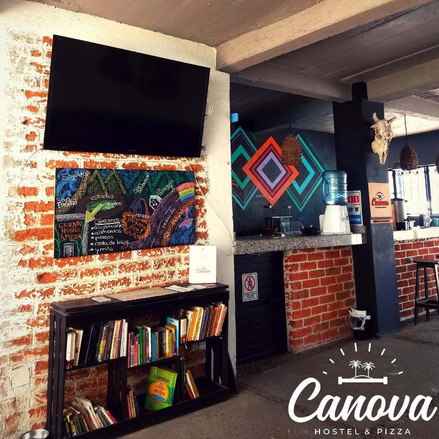 Canova Hostel & Pizza Puerto Vallarta Exterior foto